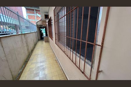 15_photo/94ce1e6055.527d2e055a247cfd-ATLAS-fea7dbd3-d260-4264-9055-cfbf6541a1ad.jpg de casa à venda com 2 quartos, 108m² em Vila Tupi, Praia Grande