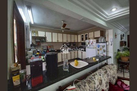 5_photo/94ce1e6079.27c4e41d7005cbee-ATLAS-909d3e28-3d0a-496b-95ff-1d2720ac8c0e.jpg de apartamento à venda com 3 quartos, 100m² em Vila Tupi, Praia Grande