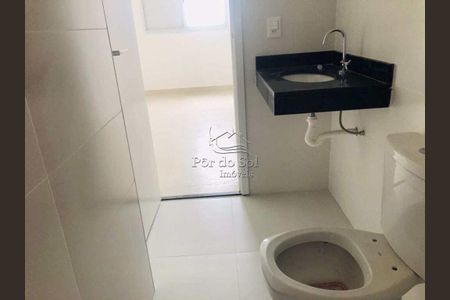 11_photo/94ce1e607f.e9b7aa73bb1ca814-ATLAS-714bf2e7-6b6c-4289-84fd-97cac97d3acb.jpg de apartamento à venda com 1 quarto, 60m² em Vila Tupi, Praia Grande