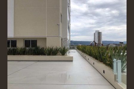 13_photo/94ce1e607f.e9b7aa73bb1ca814-ATLAS-9e8aa896-f2e5-4b14-9876-2d3ef09516c2.jpg de apartamento à venda com 1 quarto, 60m² em Vila Tupi, Praia Grande