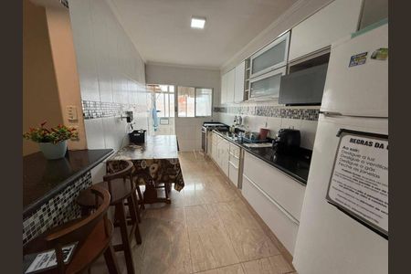 5_photo/94ce1e6097.9c5f6a4f97530aa9-ATLAS-9e6f2a8a-fdd5-4fd2-aee1-72fb48c3bb3b.jpg de apartamento à venda com 2 quartos, 97m² em Vila Tupi, Praia Grande