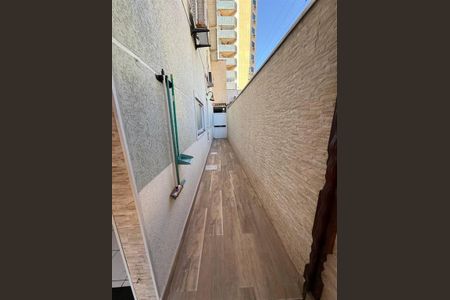 5_photo/94ce1e609b.9a54faa83c3e471c-ATLAS-e9a66b2a-6a06-46c3-9eef-4a796d291927.jpg de casa à venda com 3 quartos, 101m² em Vila Tupi, Praia Grande