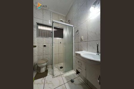 2_photo/94ce1e60fb.cb4a3f4e1d4d223a-ATLAS-1af91957-6088-4e70-b1a7-853ee9af4ee8.jpg de casa à venda com 4 quartos, 72m² em Vila Tupi, Praia Grande