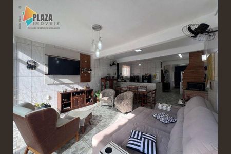 12_photo/94ce1e60fb.cb4a3f4e1d4d223a-ATLAS-25efd35b-a0c3-4ae8-a806-ffbbe22580eb.jpg de casa à venda com 4 quartos, 72m² em Vila Tupi, Praia Grande