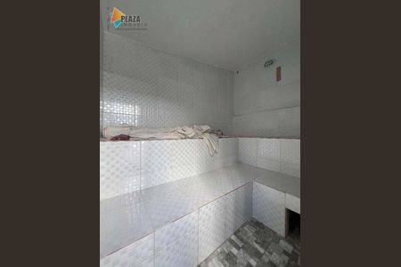 10_photo/94ce1e60fb.cb4a3f4e1d4d223a-ATLAS-57ae9749-74ab-46ce-91fb-ea1fa747baee.jpg de casa à venda com 4 quartos, 72m² em Vila Tupi, Praia Grande