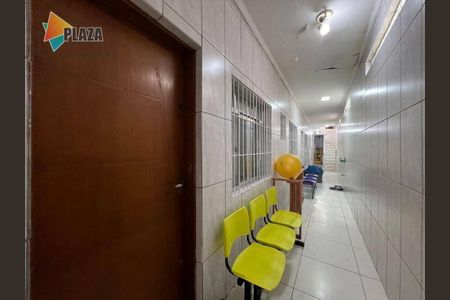 3_photo/94ce1e60fb.cb4a3f4e1d4d223a-ATLAS-7348bf39-bd87-48f8-ba03-b66912dd5910.jpg de casa à venda com 4 quartos, 72m² em Vila Tupi, Praia Grande