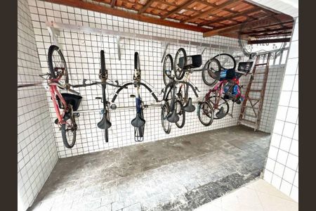 5_photo/94ce1e610f.e9b7457dda1383c8-ATLAS-793270fa-b2f5-49e4-993d-9be225b85ab1.jpg de apartamento à venda com 1 quarto, 38m² em Vila Tupi, Praia Grande