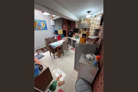 14_photo/94ce1e6113.751bca41ac608a7d-ATLAS-05bcddcc-4ef6-4678-aae4-52d090f6a9ca.jpg de casa à venda com 2 quartos, 90m² em Vila Tupi, Praia Grande