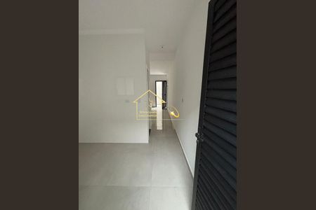 9_photo/94ce1e6161.6d3feeb3c3c7ba1e-ATLAS-89865b78-81db-4220-8724-e5cd7e27d74c.jpg de casa à venda com 2 quartos, 54m² em Vila Tupi, Praia Grande