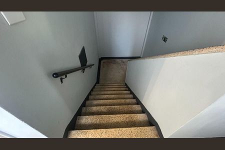 3_photo/94ce1e6169.e63fcb5706f59955-ATLAS-a00f06b6-7f15-41f2-9f4e-372584049fee.jpg de kitnet/studio à venda com 1 quarto, 34m² em Vila Tupi, Praia Grande