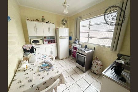 8_photo/94ce1e6173.e9a908c549b0ec79-ATLAS-1312a48c-cfdf-4579-b701-72a3633c8b9e.jpg de apartamento à venda com 1 quarto, 44m² em Vila Tupi, Praia Grande