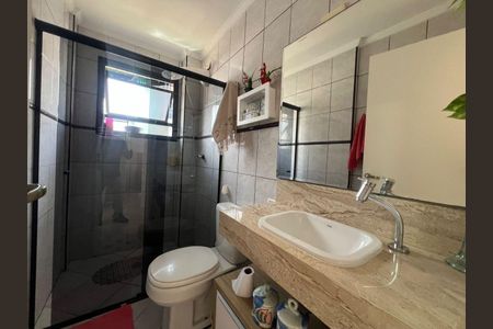 8_photo/94ce1e61a5.628b4e90ad191e43-ATLAS-1f9375a6-552a-4e76-927e-adac0432eb78.jpg de apartamento à venda com 2 quartos, 70m² em Vila Tupi, Praia Grande