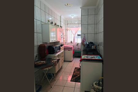 5_photo/94ce1e61bf.7e2ea02b9085bf9d-ATLAS-ed9f2e61-3359-4a5d-8a90-c6cb6afc8eff.jpg de apartamento à venda com 1 quarto, 60m² em Vila Tupi, Praia Grande