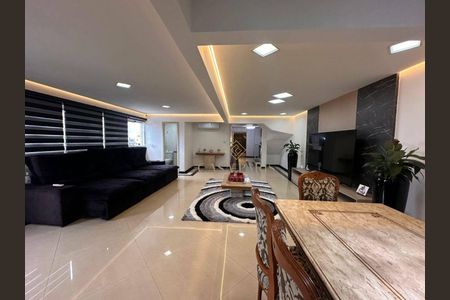 10_photo/94ce1e61d7.b985804f2e71ded0-ATLAS-1ed93128-e64f-4511-a1e7-9e041966c8c9.jpg de apartamento à venda com 3 quartos, 293m² em Vila Tupi, Praia Grande