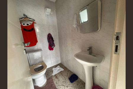 16_photo/94ce1e61d7.b985804f2e71ded0-ATLAS-da8fde59-444e-40f2-b337-899db4c43fa3.jpg de apartamento à venda com 3 quartos, 293m² em Vila Tupi, Praia Grande