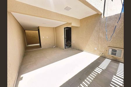 2_photo/94ce1e61ef.5ab5908e25c6931c-ATLAS-994a087c-3dec-48c7-8672-7cfd5ec9e0eb.jpg de casa à venda com 2 quartos, 83m² em Vila Tupi, Praia Grande