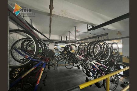 10_photo/94ce1e61fb.205e99cd9f75a2ff-ATLAS-45e2d5f3-e727-490c-a970-4888940c3235.jpg de apartamento à venda com 1 quarto, 58m² em Vila Tupi, Praia Grande