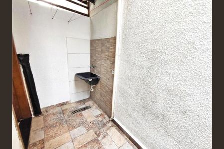 12_photo/94ce1e6203.70d34e1d457a0501-ATLAS-2c2178cc-c7eb-45eb-a356-eba80da7bbfa.jpg de casa à venda com 2 quartos, 58m² em Vila Tupi, Praia Grande