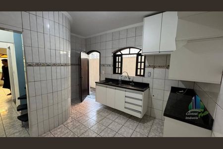 25_photo/94ce1e6211.50dcffd0bfa00027-ATLAS-b9da4bdc-6f50-4ca9-8be3-b26b36fc4b04.jpg de casa à venda com 4 quartos, 90m² em Aviação, Praia Grande