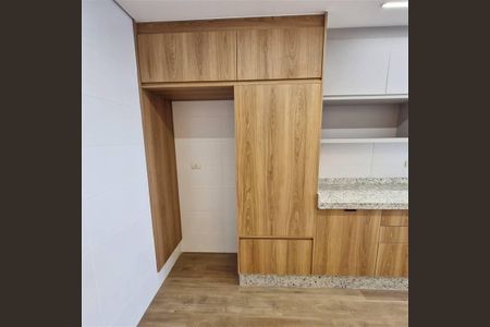 9_photo/94ce1e6227.09e83b72113105e2-ATLAS-76412038-8a2a-4e06-9316-bfe9eb99eaa0.jpg de apartamento à venda com 1 quarto, 62m² em Vila Tupi, Praia Grande