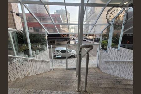 6_photo/94ce1e6229.5189181ef54dc4e9-ATLAS-e90256f1-aab1-479a-87a1-426fc47c9b14.jpg de apartamento à venda com 1 quarto, 62m² em Vila Tupi, Praia Grande