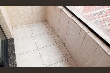 4_photo/94ce1e622d.1f1d769451c9671f-ATLAS-2d4f5ea7-ff4e-43ef-a056-e74dfe0ab959.jpg de apartamento à venda com 1 quarto, 42m² em Vila Tupi, Praia Grande