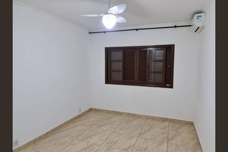 8_photo/94ce1e622f.0abb473e952761da-ATLAS-5cbd1da1-4a8a-49ec-81f8-1d09568e7d61.jpg de casa à venda com 2 quartos, 128m² em Vila Tupi, Praia Grande