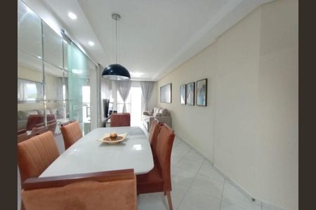 11_photo/94ce1e6249.72feb340cefbf6fd-ATLAS-5cb7067f-b2ab-4804-bb2f-69abed48843b.jpg de apartamento à venda com 2 quartos, 87m² em Vila Tupi, Praia Grande