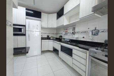 19_photo/94ce1e6249.72feb340cefbf6fd-ATLAS-ce855257-a9d7-4803-96ae-7b9ea88e576b.jpg de apartamento à venda com 2 quartos, 87m² em Vila Tupi, Praia Grande