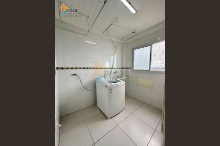 11_photo/94ce1e624f.f9bdaef8a613d0c3-ATLAS-33d2bb1b-bbd9-4723-b82a-14ec84d86d9e.jpg de apartamento à venda com 4 quartos, 195m² em Aviação, Praia Grande