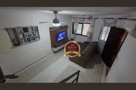 4_photo/94ce1e6291.50dcffd0bfa00027-ATLAS-1fba1e10-8d46-49b2-a40a-68c3325c19e7.jpg de casa à venda com 2 quartos, 101m² em Aviação, Praia Grande