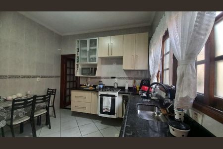 17_photo/94ce1e6295.dd810fae21d85007-ATLAS-717eaadb-d042-481b-abc3-1dfdb4eccac1.jpg de casa à venda com 3 quartos, 175m² em Aviação, Praia Grande