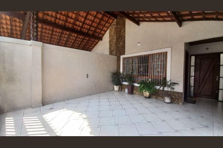 29_photo/94ce1e6295.dd810fae21d85007-ATLAS-b47677e9-3b36-44fa-b21e-cc0093c2bd94.jpg de casa à venda com 3 quartos, 175m² em Aviação, Praia Grande