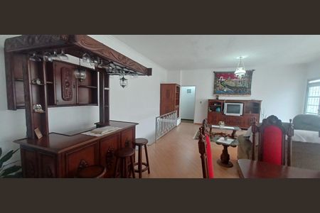 4_photo/94ce1e63b7.7a69ff73eb43ff8d-ATLAS-0c6dbdac-cb94-463e-a337-6915389e1ef0.jpg de casa à venda com 5 quartos, 357m² em Vila Tupi, Praia Grande