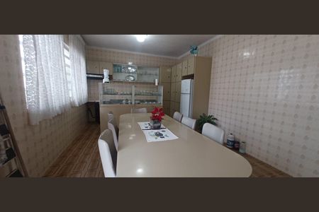 21_photo/94ce1e63b7.7a69ff73eb43ff8d-ATLAS-4e2c0104-8376-4f87-a364-d771436cc496.jpg de casa à venda com 5 quartos, 357m² em Vila Tupi, Praia Grande