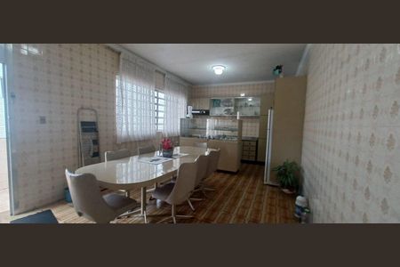 10_photo/94ce1e63b7.7a69ff73eb43ff8d-ATLAS-687b15c7-8c94-4a0c-bf0e-faeb88630d15.jpg de casa à venda com 5 quartos, 357m² em Vila Tupi, Praia Grande