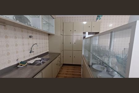 18_photo/94ce1e63b7.7a69ff73eb43ff8d-ATLAS-edc47b8e-8b0f-4097-adcd-3e4c3ccb4e5b.jpg de casa à venda com 5 quartos, 357m² em Vila Tupi, Praia Grande