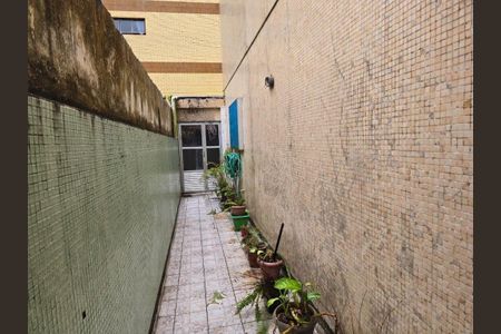 12_photo/94ce1e63b9.cba9474eaf1c4fd4-ATLAS-d04f8bcd-4079-4e0e-a85d-01f6dee553d9.jpg de casa à venda com 2 quartos, 114m² em Vila Tupi, Praia Grande