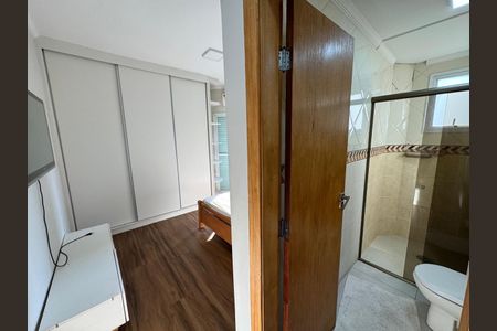 3_photo/94ce1e63dd.df2406aa61ba3211-ATLAS-96ec5335-d739-475e-a54f-9598d6b78be4.jpg de apartamento à venda com 3 quartos, 140m² em Vila Tupi, Praia Grande