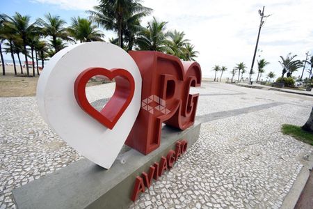 7_photo/94ce1e7c1b.4cea1a0b3f6bbd2f-ATLAS-9b44a17a-26cf-4ba4-a2e9-6ed6efb2d5ef.jpg de apartamento à venda com 2 quartos, 70m² em Aviação, Praia Grande