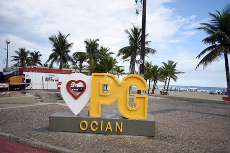 4_photo/94ce1e7c1b.4cea1a0b3f6bbd2f-ATLAS-aee6aaa1-0533-4001-8bd3-537ce1c37106.jpg de apartamento à venda com 2 quartos, 70m² em Aviação, Praia Grande