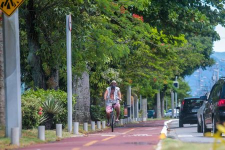 1_photo/94ce1e7c1b.4cea1a0b3f6bbd2f-ATLAS-af5fe636-52df-434f-a0ba-96d1787479a1.jpg de apartamento à venda com 2 quartos, 70m² em Aviação, Praia Grande