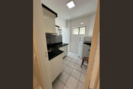 4_photo/94ce1e7c41.93c9dc9f256ec1da-ATLAS-8f9c30a4-3e70-44f2-aeef-d23d66706ce4.jpg de apartamento à venda com 1 quarto, 41m² em Aviação, Praia Grande