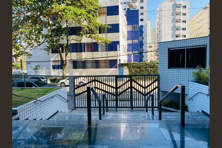 5_photo/94ce1e7cb9.fdb6f15fb36fda48-ATLAS-f70ef4b3-328e-47b7-b532-00a42672c3f8.jpg de apartamento à venda com 3 quartos, 144m² em Aviação, Praia Grande