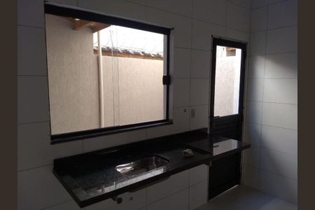 2_photo/94ce1e7d63.2a5ec1c623a0236e-ATLAS-108f7c18-d72a-417b-8b64-511384d8819f.jpg de casa à venda com 2 quartos, 49m² em Aviação, Praia Grande