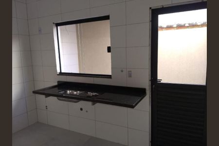 5_photo/94ce1e7d63.2a5ec1c623a0236e-ATLAS-d0585de1-76ea-4d02-bf86-45ce35f2e324.jpg de casa à venda com 2 quartos, 49m² em Aviação, Praia Grande