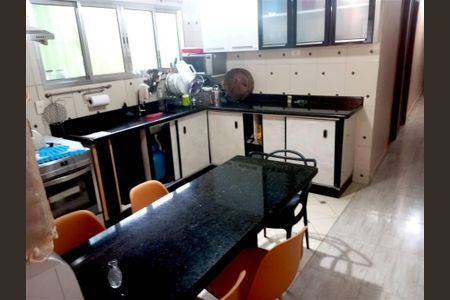 2_photo/94ce1e7d9f.f34ea19b5153c875-ATLAS-37674b62-eab4-4711-b59a-6a7817b5a4aa.jpg de casa à venda com 3 quartos, 182m² em Aviação, Praia Grande