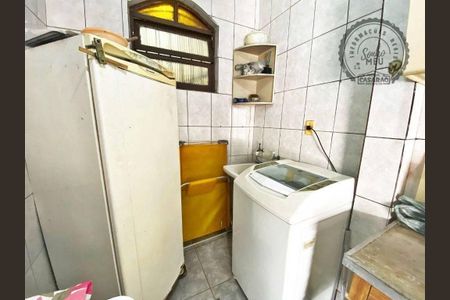 2_photo/94ce1e7dd9.f66ed5d703e44af7-ATLAS-099b87d4-6089-431e-a291-a3a2fca522a3.jpg de casa à venda com 2 quartos, 113m² em Aviação, Praia Grande