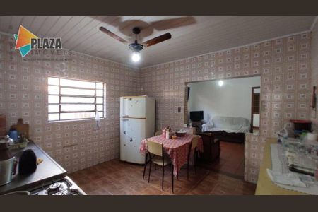 4_photo/94ce1e7ded.7d49f92876c4d293-ATLAS-e7a90676-608a-469f-84ea-d25b920a5e06.jpg de casa à venda com 1 quarto, 59m² em Aviação, Praia Grande