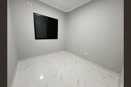 4_photo/94ce1e7e0b.85bd9762b735a316-ATLAS-e99ed916-b3ae-4f40-8e41-12190821bf65.jpg de casa à venda com 3 quartos, 120m² em Aviação, Praia Grande